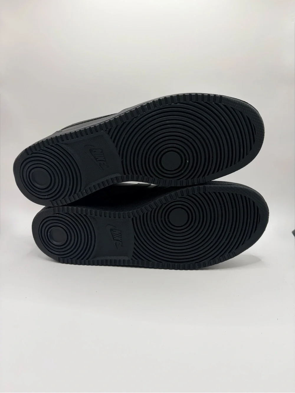 Nike Ebernon Black Low-Top Athletic Sneakers